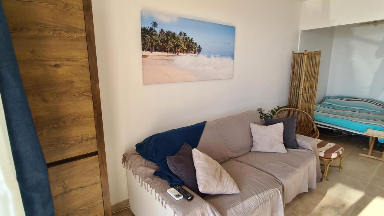 Ti Caz Kreol - Juan Plages Les Pieds Dans L'Eauアパートメント エクステリア 写真